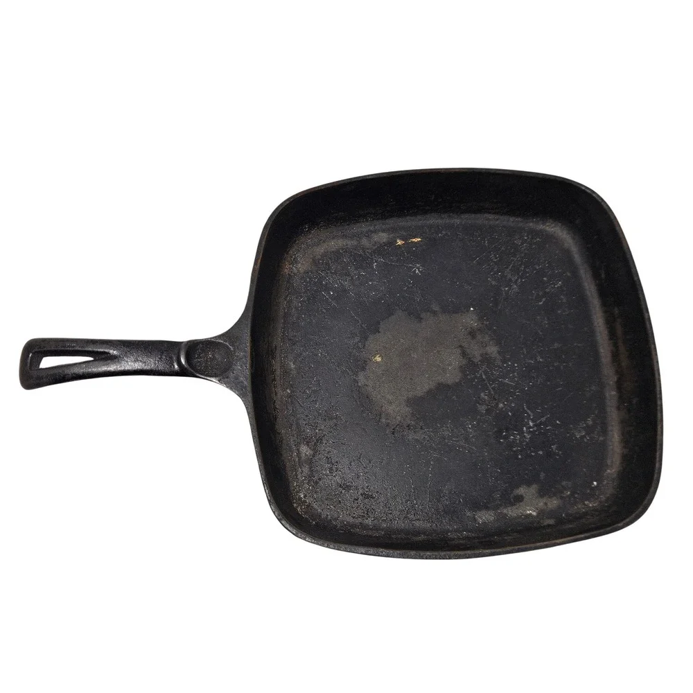 Vintage Wagner Ware Sidney O Square Skillet 1218B Cast Iron Black 9.5 Inch
